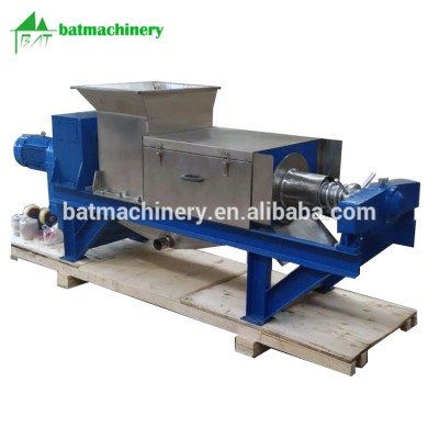 Industrial coconut juicer coconut juice extracting machine